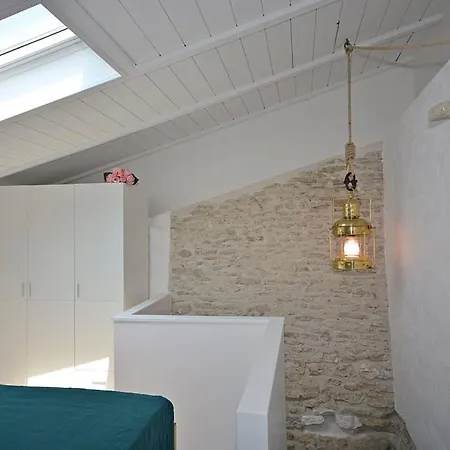 Maison 4 Pieces Mezzanine Oleron 6 Couchages Saint Georges D'oleron Sgo000-009 Villa