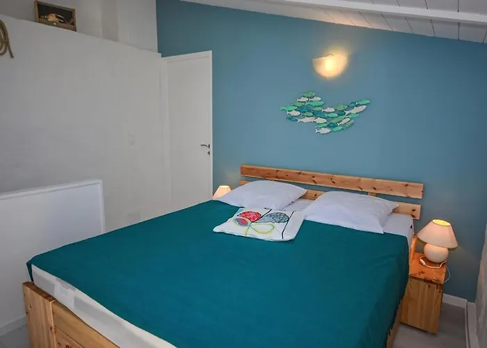 Maison 4 Pieces Mezzanine Oleron 6 Couchages Saint Georges D'oleron Sgo000-009 * Foulerot